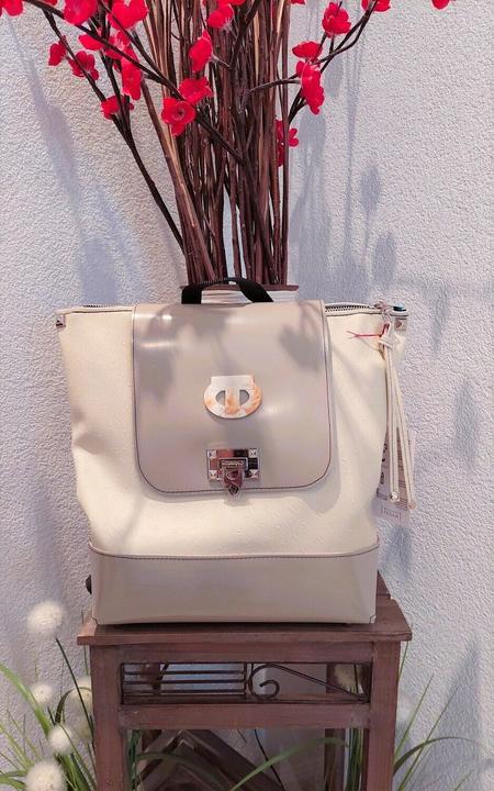 Immagine prodotto Tooitaly Zaino moda Upcycling da bottiglie di PET riciclate dal mare No.23 Fatto a mano in Italia