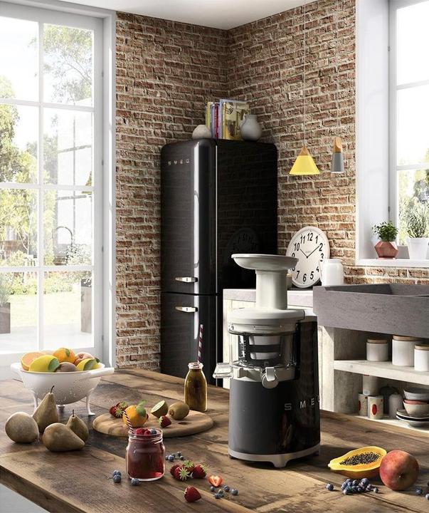 Actual product image Smeg Retro Style FAB32LBL5 (331 l)