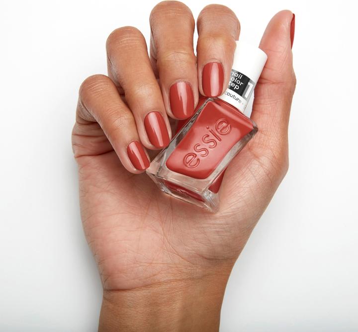 Actual product image Essie Gel Couture (549 woven at heart, Gel-Effect Nail Polish)