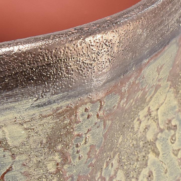 Produktbild Viana Auffällige vase mit metallic Look und moderner Eleganz (1 x)