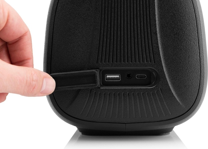 Actual product image JVC Głośnik BT XS-E843 czarny (16 h, Rechargeable battery operated, USB power delivery)