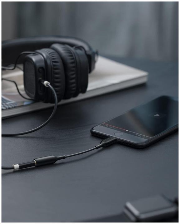 Actual product image Anker Lightning to Headphone Plug Adapter (Lightning)