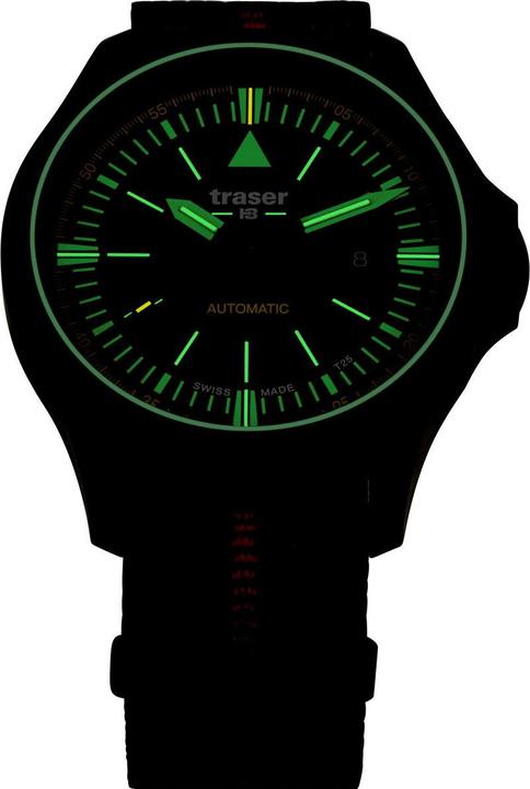 Produktbild Traser 100757 P67 Officer Automatik Herrenuhr 45mm 10ATM (Analoguhr, 45 mm)