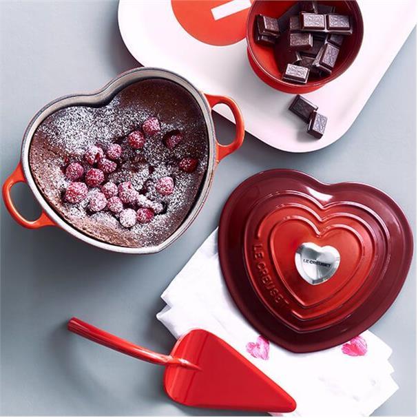 Image du produit Le Creuset Rôtissoire à coeur avec bouton de coeur (Cocotte + faitout, Fonte)