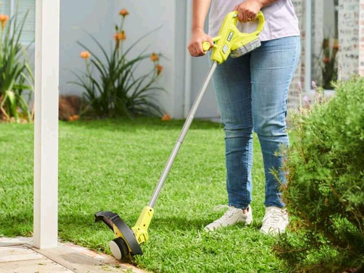 Immagine prodotto Ryobi 5133005460 (Coltelli plastica)