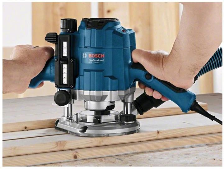 Produktbild Bosch Professional Oberfräse GOF 1250 CE