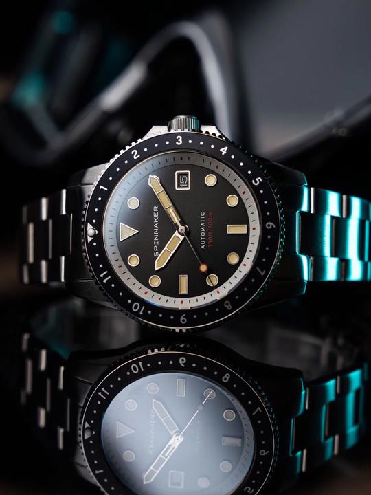 Actual product image Spinnaker SP-5136-11 Croft Pioneer (Rotating bezel left)