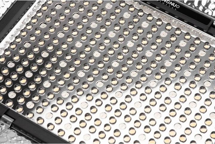 Actual product image Yongnuo Lampa LED YN300 IV - RGB, WB (3200 K - 5500 K) (Video light)