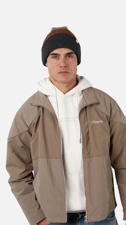 Actual product image Barts Walnur Beanie (One size)