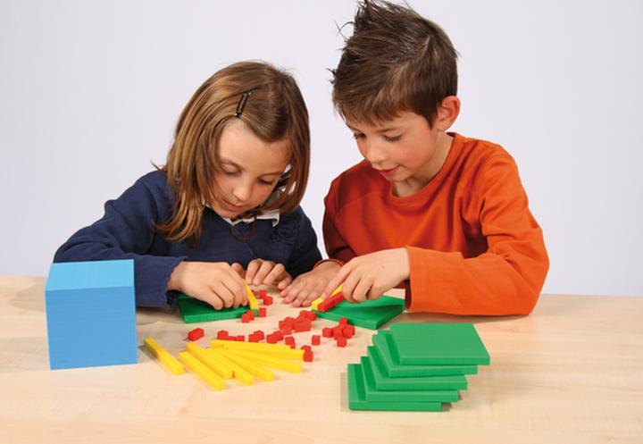 Betzold Set di dieci sistemi in plastica