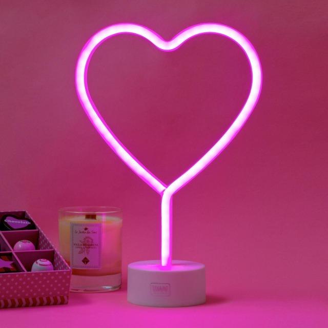 Immagine prodotto Legami Lampada LED con effetto neon - cuore