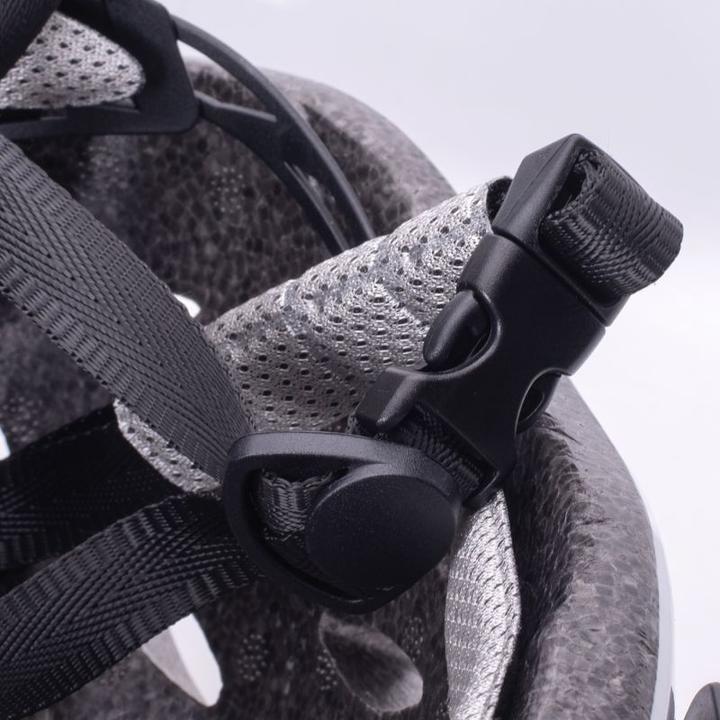 Actual product image Mares Kask rowerowy na rolki deskorolkę Martes Gubbe rozmiar L 58-61 cm (58 - 61 cm)