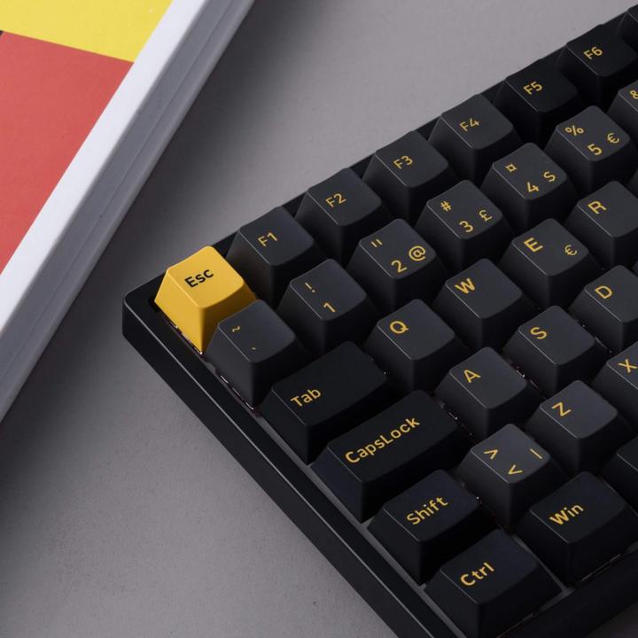 Actual product image Akko Black & Gold 5108B Plus Wireless Gaming Keyboard, RGB, - V3 Cream Yellow Pro Switch, black, I (DE, Cable, Wireless)