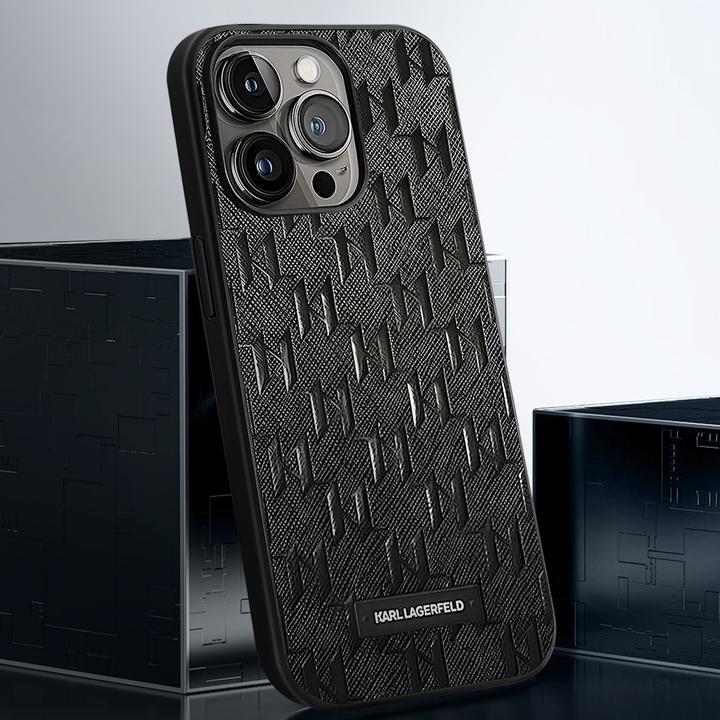 Actual product image Karl Lagerfeld Saffiano Mono Metal Logo - iPhone 14 Pro case (czarny) (Apple iPhone 14 Pro)
