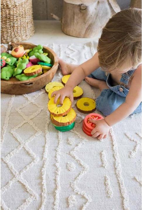 Actual product image Oli and Carol ANANAS The Pineapple (0 Months)