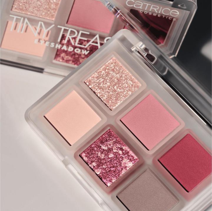 Actual product image Catrice Tiny Treasures Eyeshadow Palette (Wild Berry)