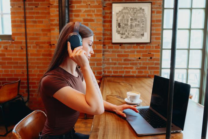 Image du produit Edifier W820NB Plus (25 ver) Overhead NB - navy (ANC, Sans fil)