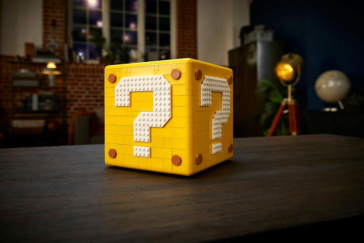 Actual product image LEGO Question Mark Block from Super Mario 64 (71395, LEGO Rare Sets, LEGO Super Mario)