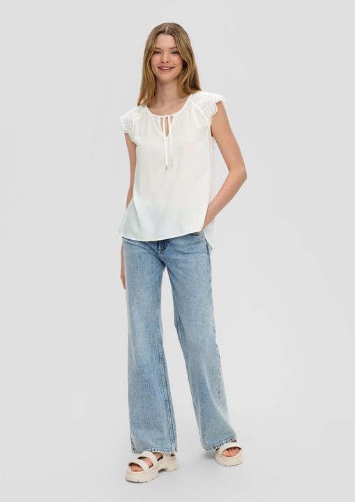 Actual product image S.Oliver Bluse Blusentop mit Broderie Anglaise (32)