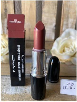Image du produit MAC Cosmetics Lusterglass Lipstick (Business Casual)