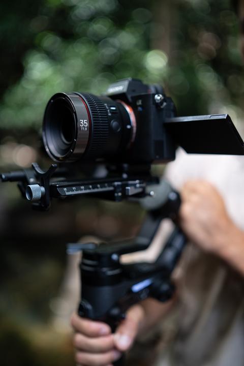 Actual product image Samyang V-AF 75mm T1.9, Sony E (Sony E, full size)
