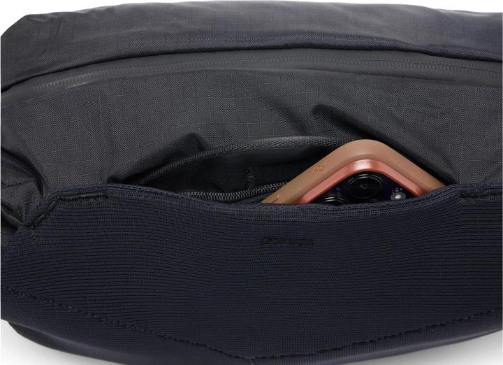 Actual product image Peak Design Outdoor Sling 7L (Camera shoulder bag, 7 l)
