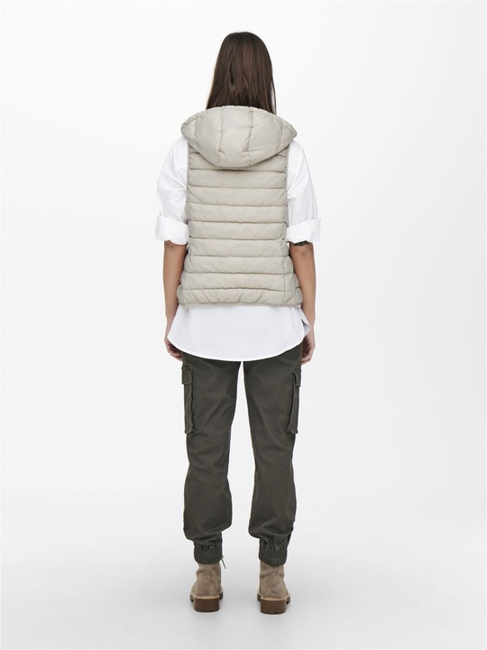 Actual product image Only Quilted vest (XS)