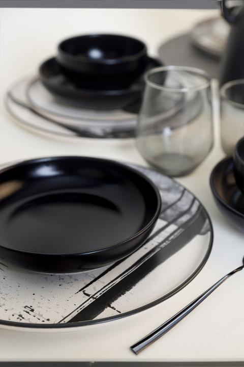 Actual product image Hermia Clayra Dinner Set (24 pcs.)