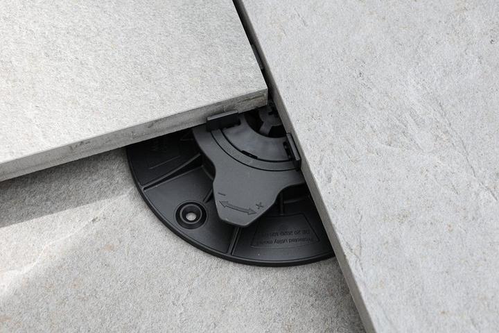 Immagine prodotto Sanpro Piedistalli regolabili in altezza per le lastre della terrazza e fissaggio rapido 18-36 mm