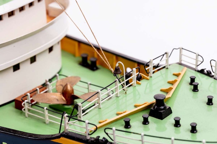 Productafbeelding Billing Boats Zwarte Zee Kunststof Romp - (428349) (900 cm)