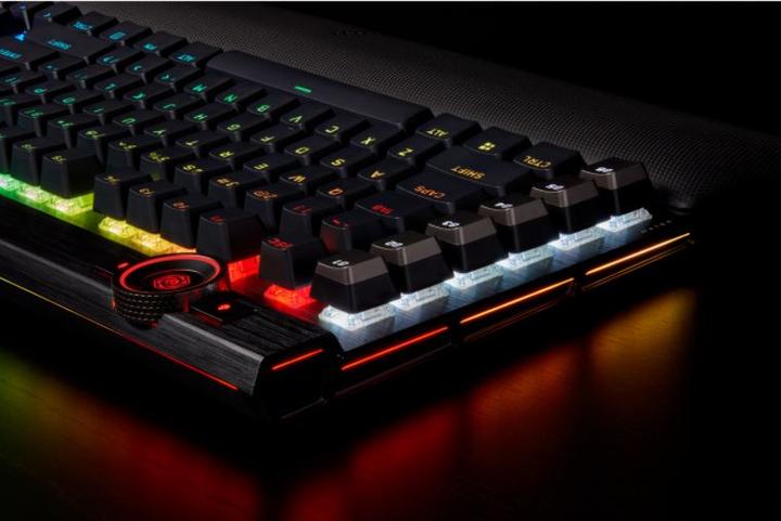 Produktbild Corsair K100 (NL, Kabelgebunden)