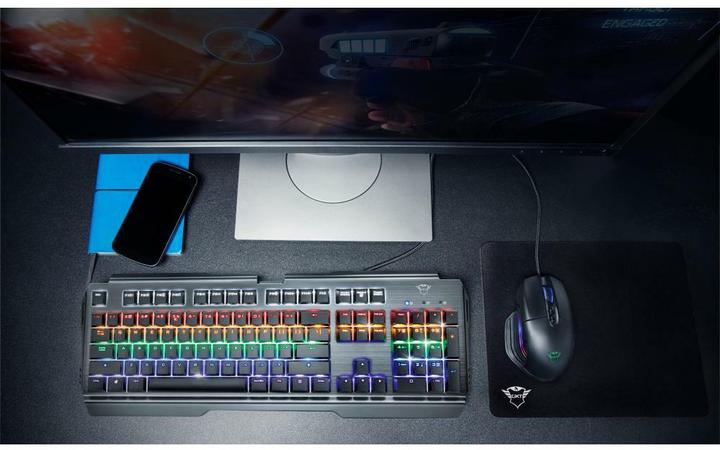 Actual product image Trust GXT 881 Odyss (CH, Cable)