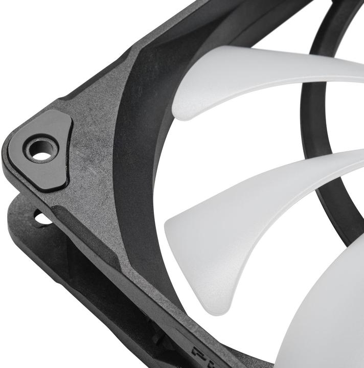 Actual product image Phanteks M25 PWM D-RGB fan, 3-pack - 140mm, black (140 mm, 3 x)