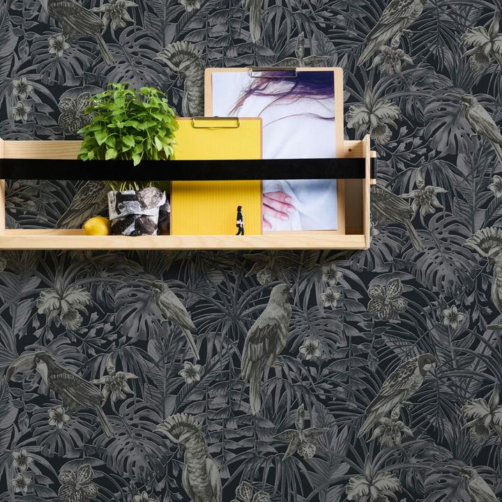 Actual product image A.S. Création Greenery with palm print in jungle look (53 x 1005 cm)