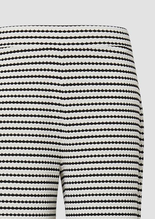 Actual product image S.Oliver Hose Strukturierte Wide-Leg-Hose im Relaxed Fit (42)
