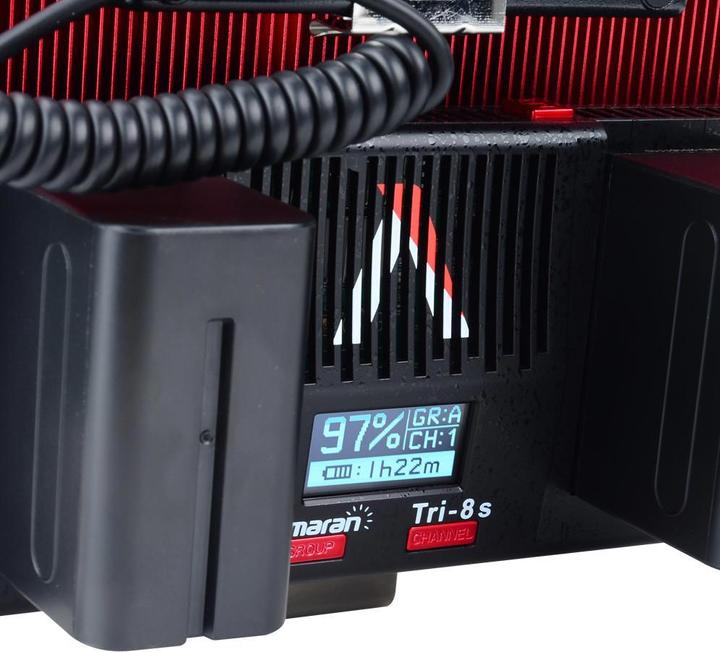 Produktbild Aputure Amaran Tri-8c V-mount (Flächenleuchte)