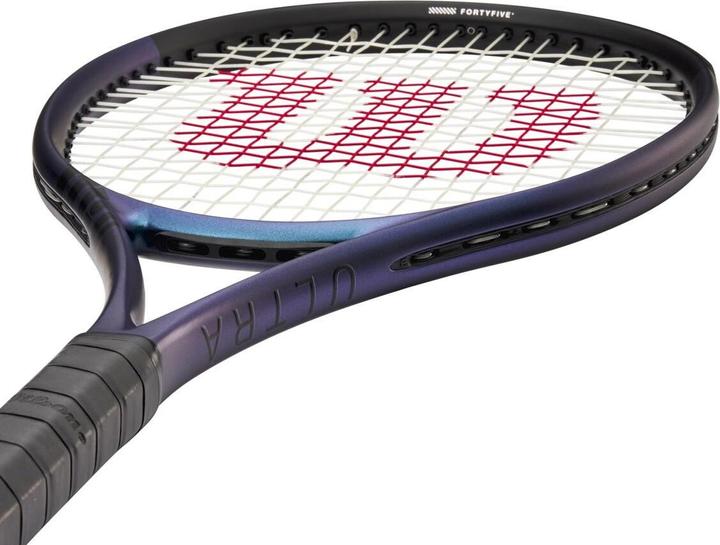 Actual product image Wilson Ultra 100 V4.0 tennis racket (2, 300 g)