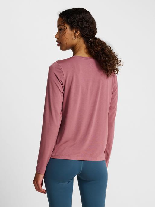 Actual product image hummel hmlYOGA SOFT LOOSE W T-SHIRT LS (XL)