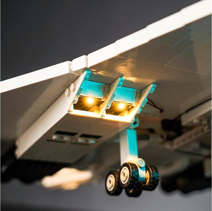Image du produit BrickBling Kit d'éclairage LED pour LEGO Concorde (10318)