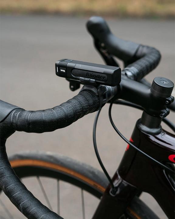 Actual product image knog. Blind (900 lm, 100 lm)