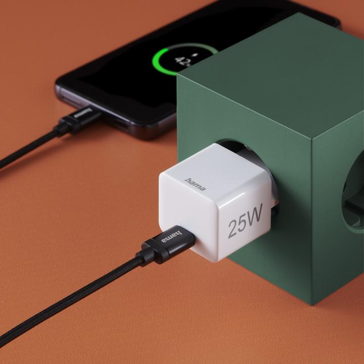 Actual product image Hama Mini Charger, Power Delivery (PD)/Qualcomm®, 25 Watt, White (25 W)