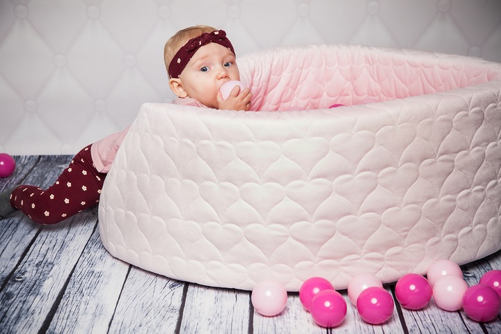 Actual product image Knorrtoys Ball pool soft - "Cosy heart rose" - 300 balls soft pink (approx. 6cm diameter)