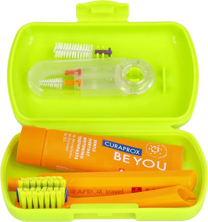 Actual product image Curaprox Travel Set Ortho green (Soft, 1 x)