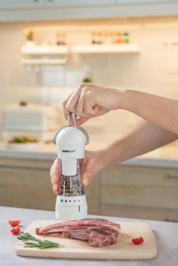 Actual product image Kochblume Gewürzmühle mit Silikonfuss 6x8.5 cm (Various spices)