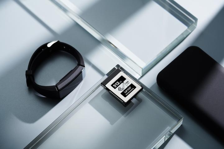 Actual product image Lexar Pro Silver Series (512 GB, CFexpress type B)