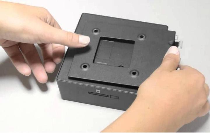 Actual product image Axis F8002 DIN RAIL CLIP