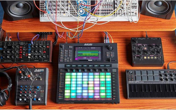 Produktbild Akai Professional Force (Controller)