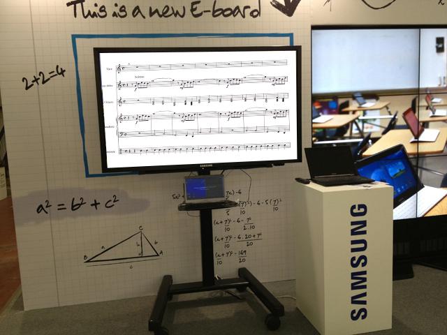 Actual product image Chief Large Flat Panel Mobile Cart PFCUB - Setup (Interface Fork) (82", 90.70 kg)