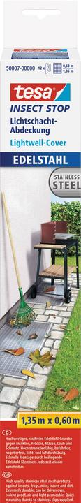 Produktbild tesa Insektenschutz Lichtschachtgitter aus Edelstahl, für Keller Fenstergitter, rostfrei (60 x 135 cm)