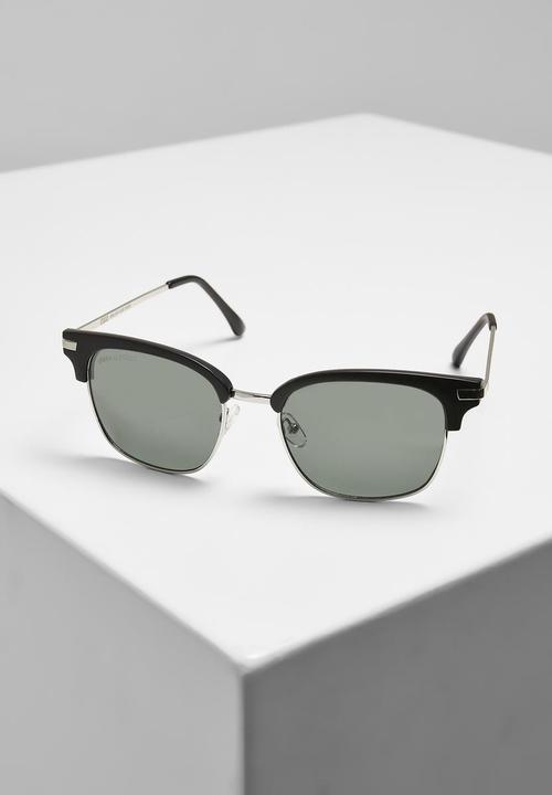Produktbild Urban Classics Sunglasses Crete With Chain